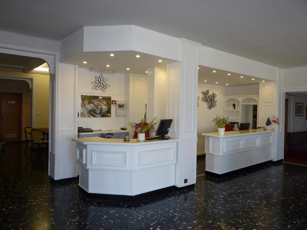 Hotel Ariston Montecarlo Sanremo Exterior photo
